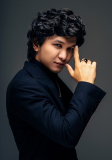 Улангасыр Ками.