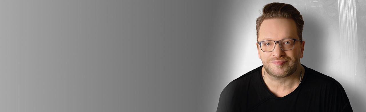 Постер Что подарить на 8 марта в Саратове