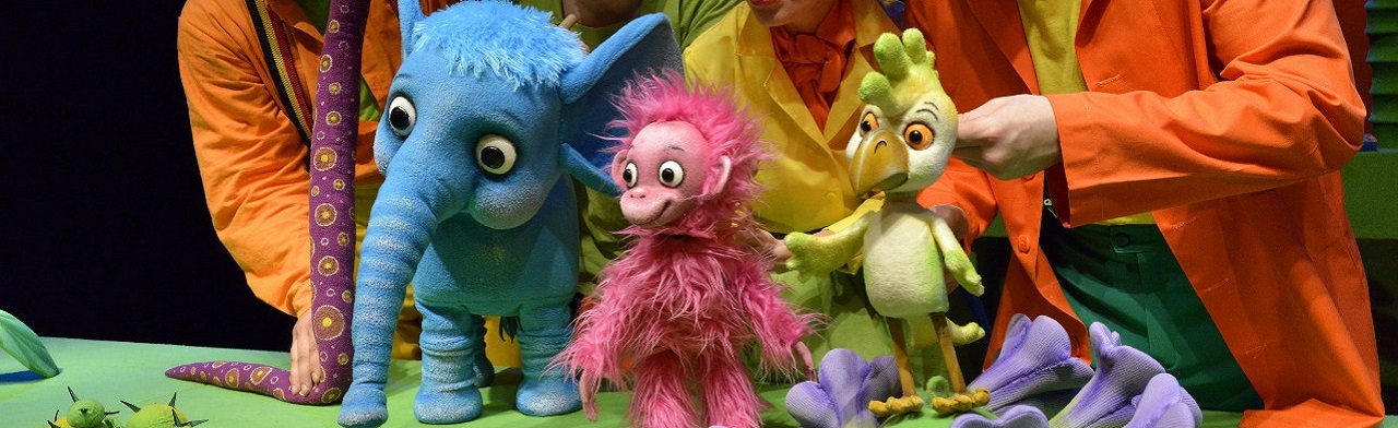 Постер В тренде в Саратове