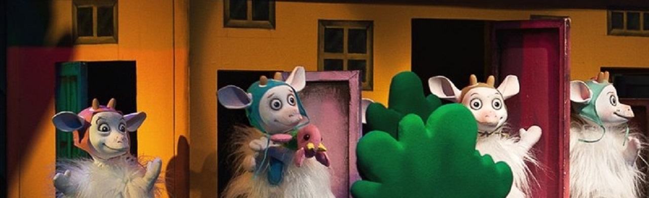 Постер Популярные спектакли в Саратове