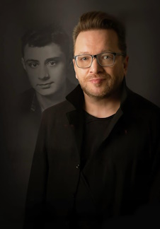 Постер Асадов: поэт, который видел сердцем. Поэтический моноспектакль Владимира Глазунова (Москва) в Смоленске