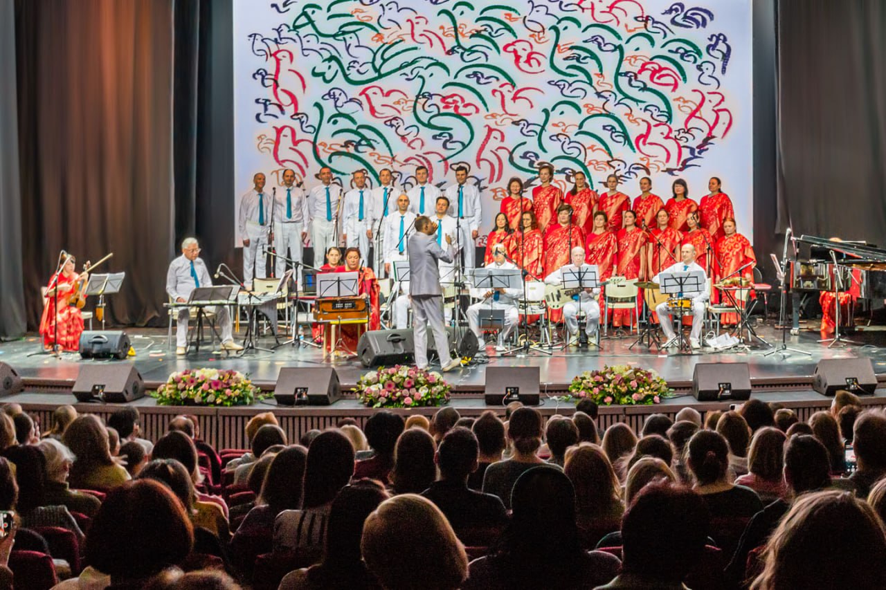 Оркестр "Ananda Loka" Фото афиши Оркестр "Ananda Loka".