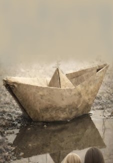 Бумажный кораблик