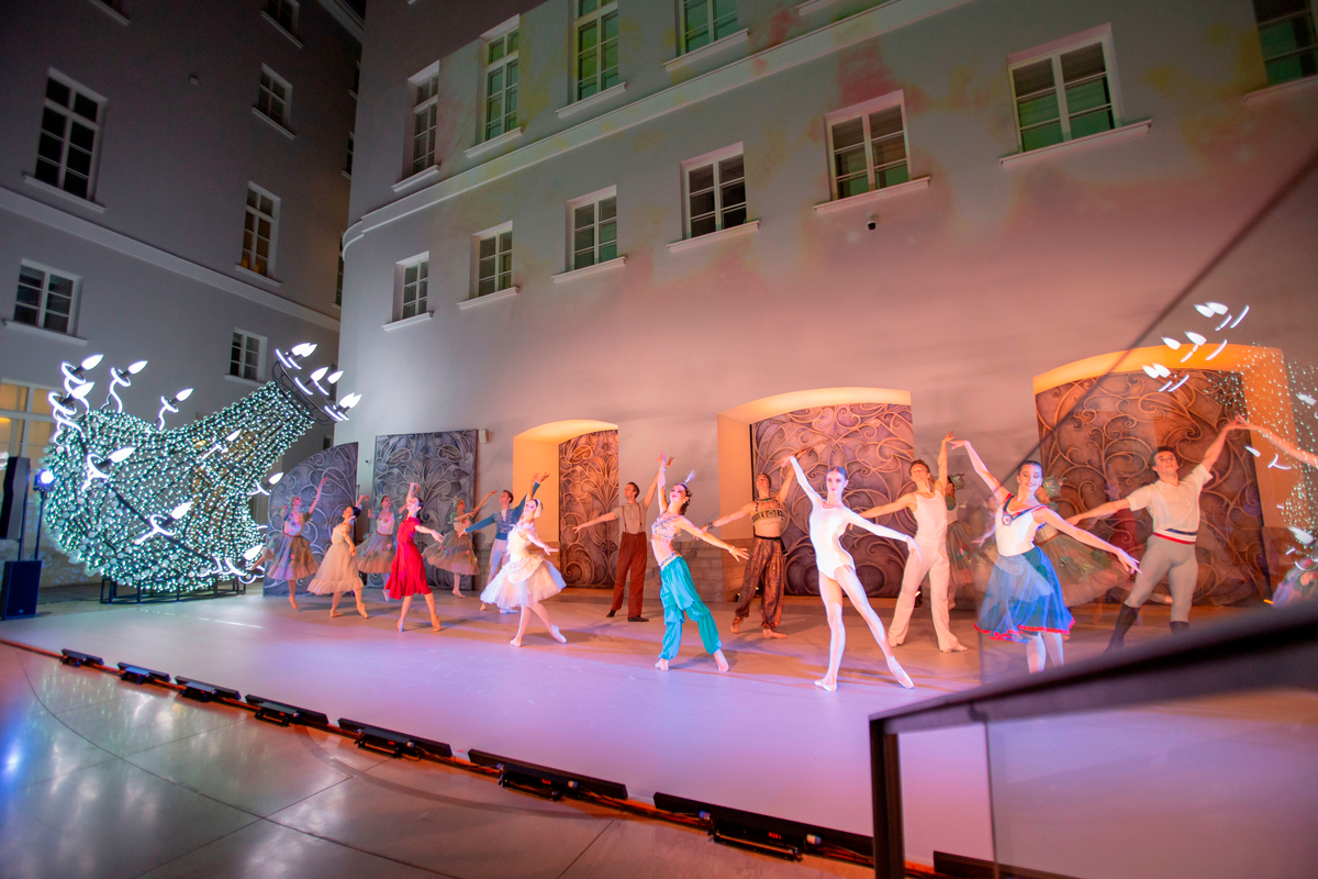 spb/gallery/15/153f26770d32a010bd4de1a4f8633a72.jpg