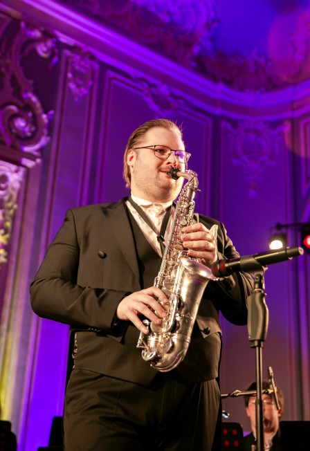 spb/gallery/45/452605695e8b34bdaceec317023fb05d.jpg