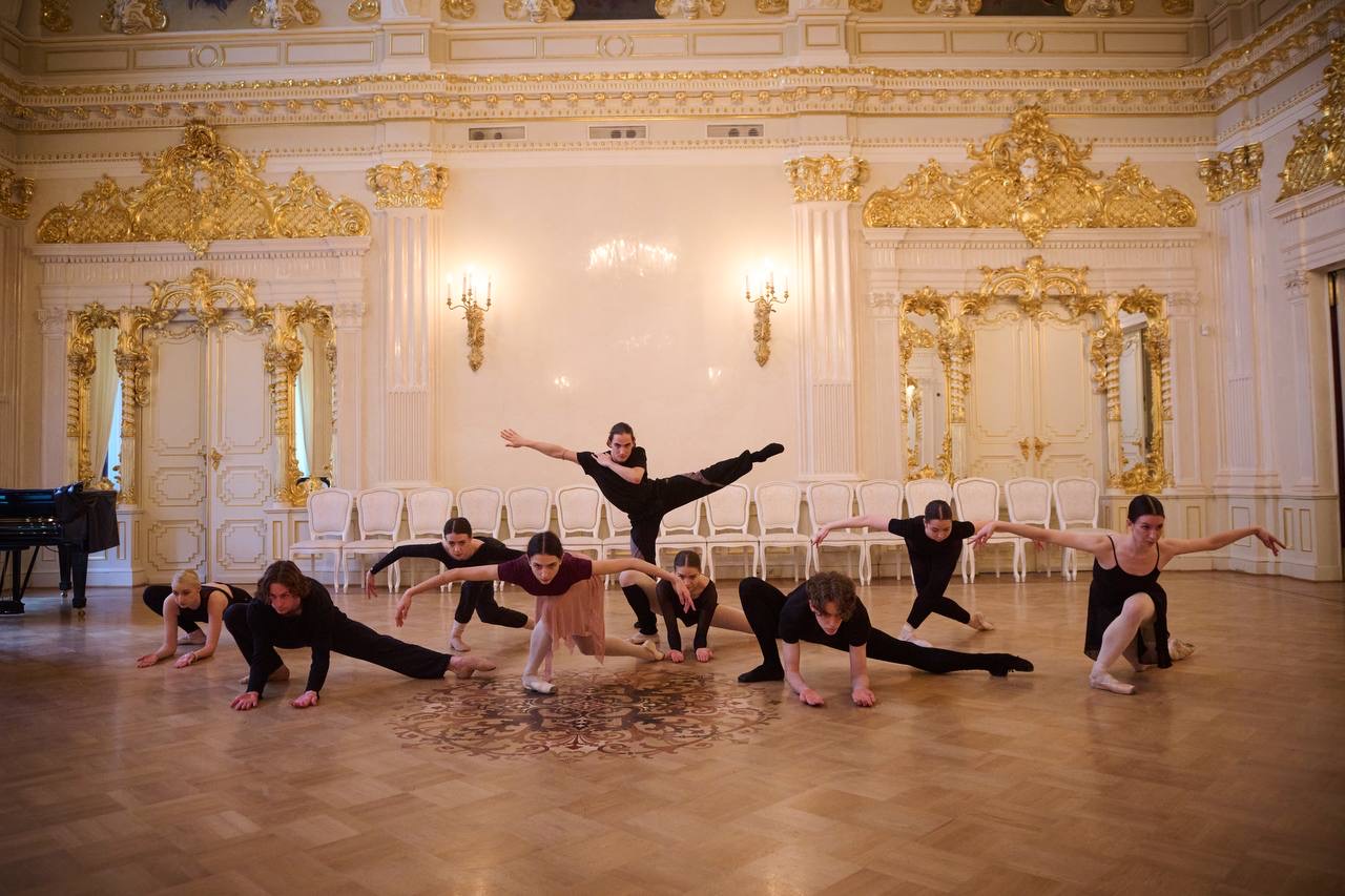 spb/gallery/d2/d203322ff5ddc2f06b8ab01a25552e59.JPG