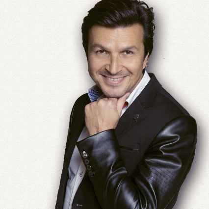 https://cdn.kassir.ru/spb/person/37a1781c36d89da27b61f7b6daa87045.jpg