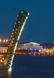 Разводные мосты Петербурга - ночная экскурсия на теплоходе по Санкт-Петербургу с аудиогидом Фото афиши Разводные мосты Петербурга - ночная экскурсия на теплоходе по Санкт-Петербургу с аудиогидом