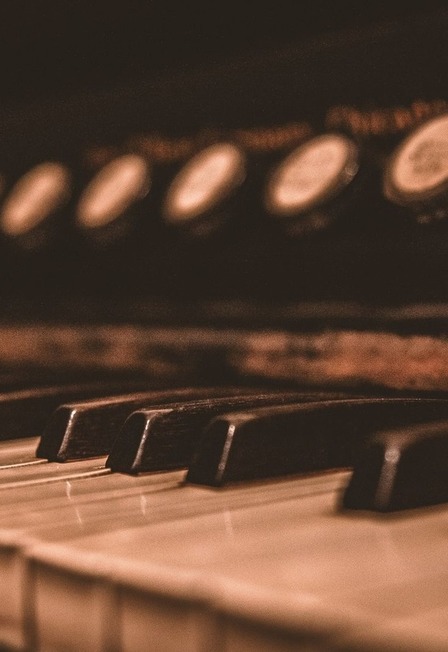 Органный концерт при свечах «Эхо столетий: от Баха до Пьяццоллы»