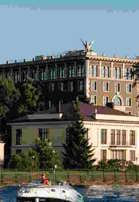 Остров Елагин – на катере по рекам и каналам в мини-группе до 11 человек