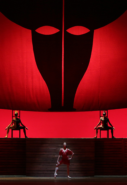 Кармен-сюита. Хороводы