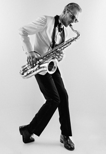 2x2 Saxophone Quartet и Лина Нова. Джаз на сцене White Night 2x2 Saxophone Quartet и Лина Нова. Джаз на сцене White Night