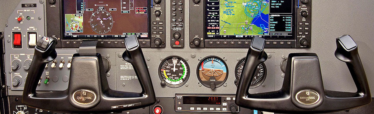 Фото афиши Полёт на авиатренажёре легкомоторного самолёта Cessna-172.