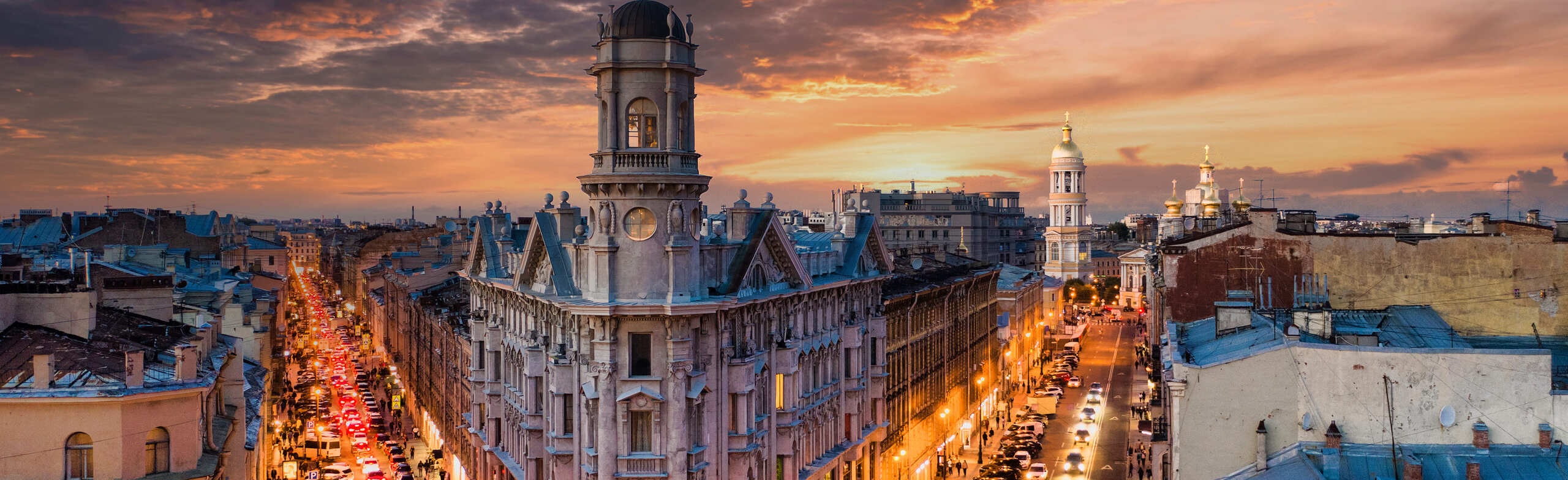 Фото афиши Секреты Петербурга: коммуналка, дворы, парадные.