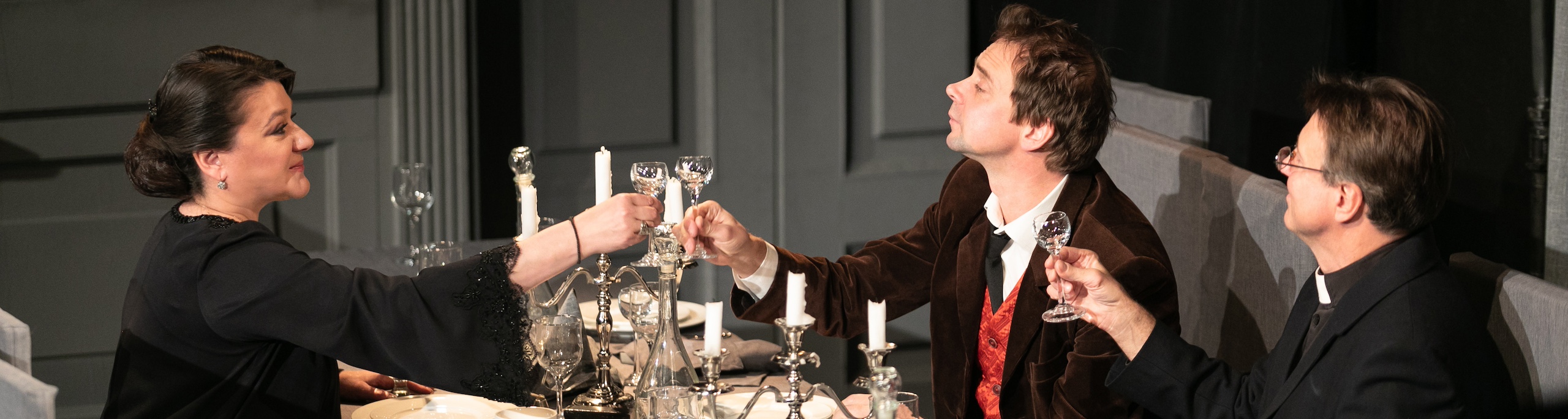 Постер Что подарить бабушке в Санкт-Петербурге