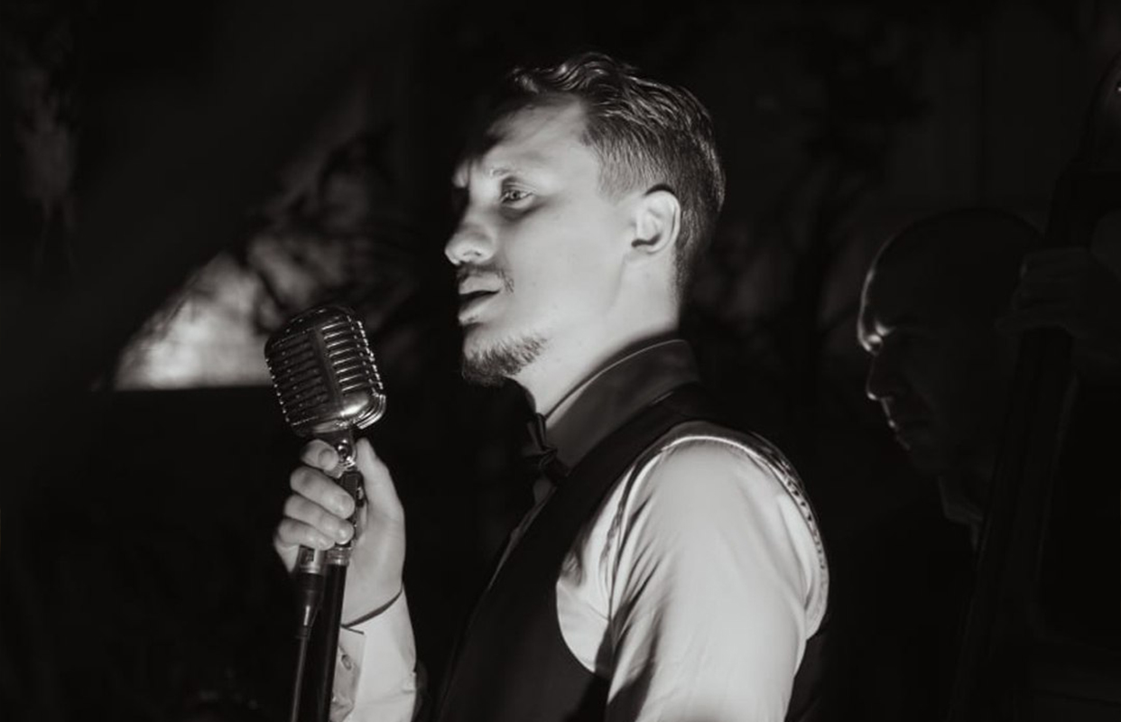 МАГИЯ СВЕЧЕЙ. «FRANK SINATRA TRIBUTE» Фото афиши МАГИЯ СВЕЧЕЙ. «FRANK SINATRA TRIBUTE».