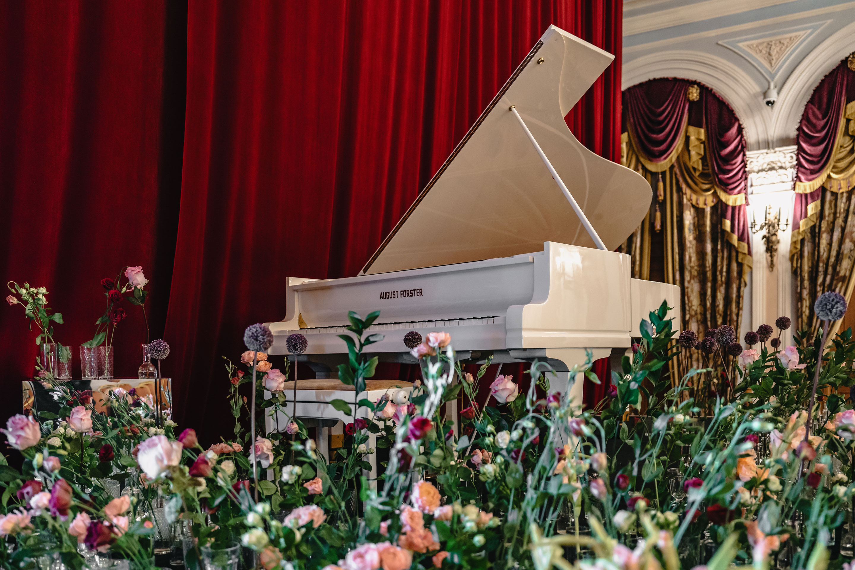 #В_ЦВЕТАХ: Классика диско Фото афиши #В_ЦВЕТАХ: Классика диско.