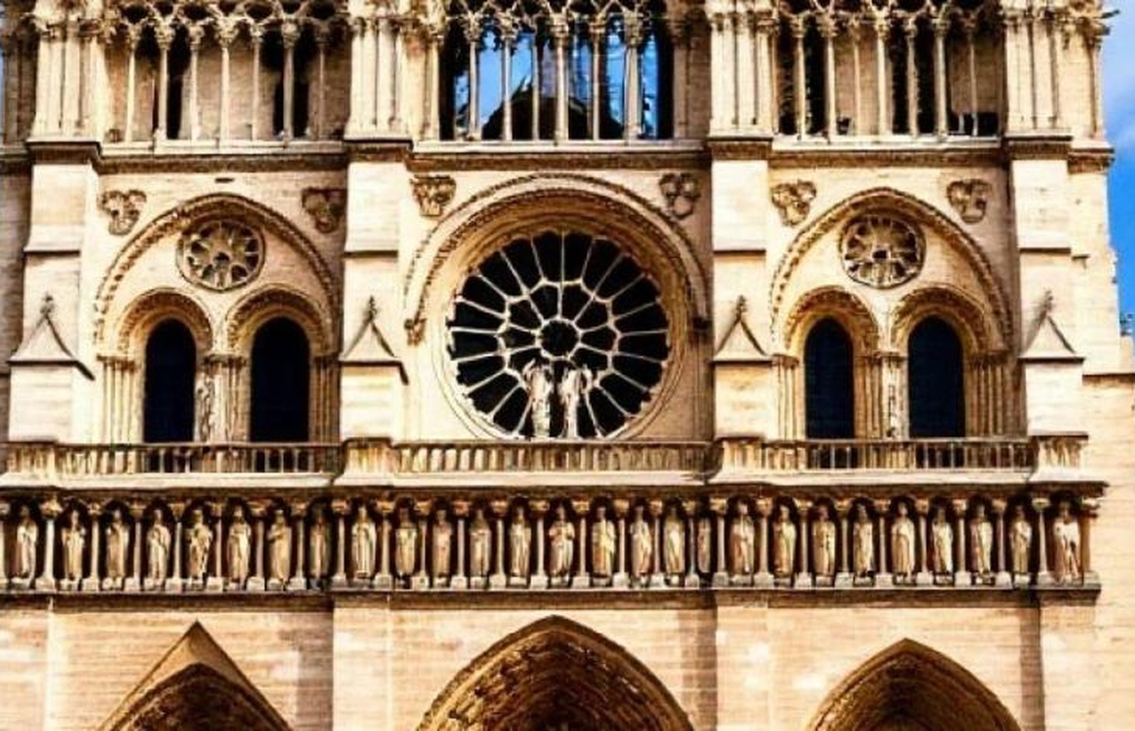 Фото афиши МЮЗИКЛ Notre Dame de Paris. Орган и солисты в Соборе при свечах..