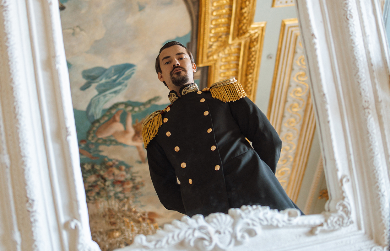 Фото афиши Иммерсивная экскурсия «В гостях у Серебрякова».