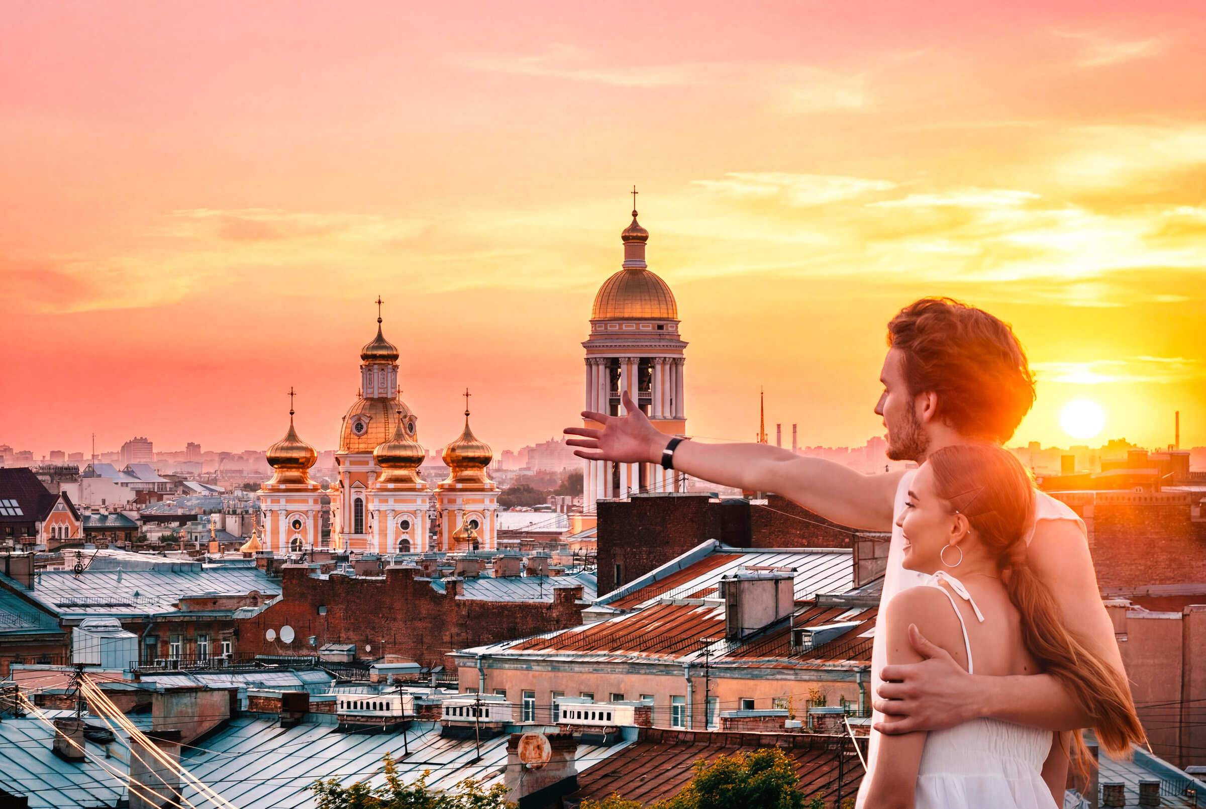Фото афиши ПИТЕР С КРЫШИ, СТАРИННЫЕ ПАРАДНЫЕ И ЖИВАЯ КОММУНАЛКА ДОВЛАТОВА.