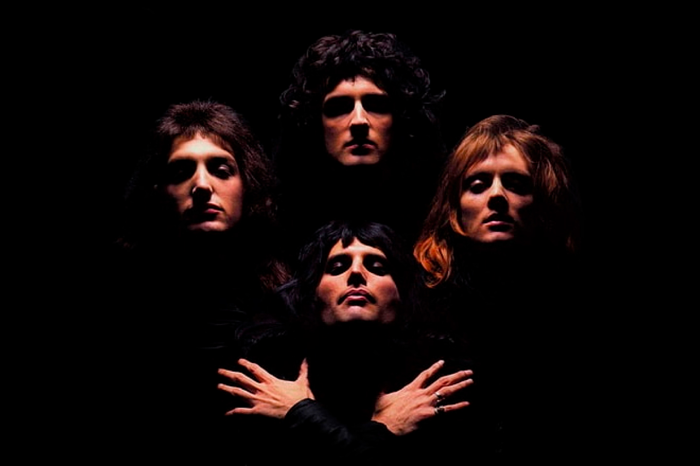 Фото афиши МАГИЯ СВЕЧЕЙ. «QUEEN SYMPHONY» в особняке А.А. Половцова.