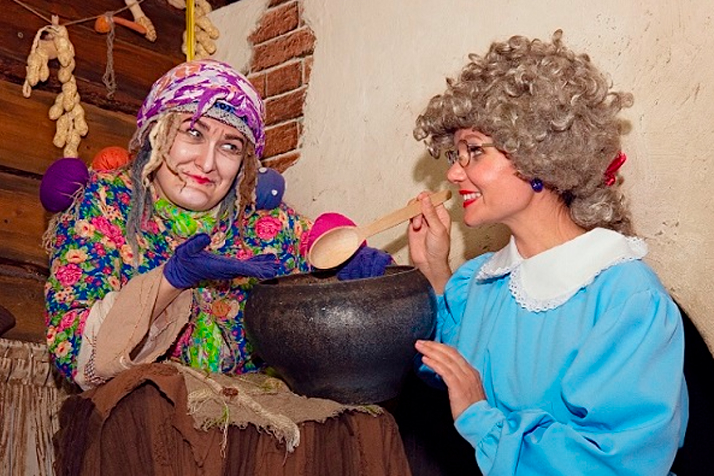 Фото афиши Спектакль-экскурсия "В гостях у сказки".