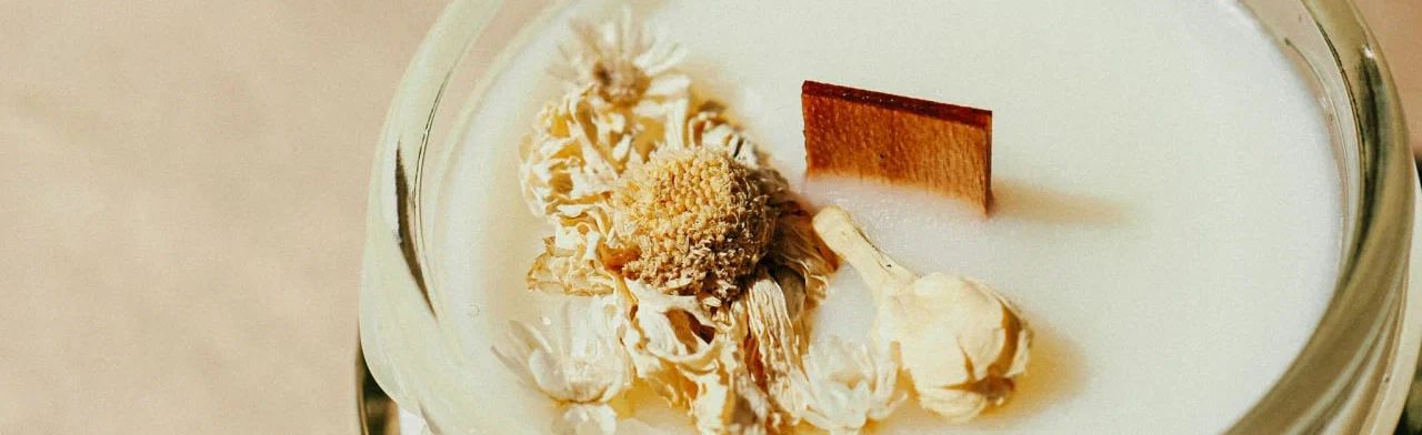 Мастер-класс по созданию ароматической свечи Фото афиши Мастер-класс по созданию ароматической свечи.