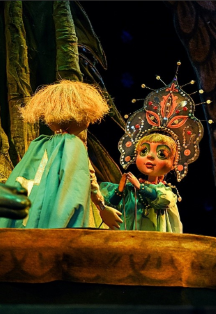 Фото афиши "Сказки в лукошке" Выставка театральных кукол
