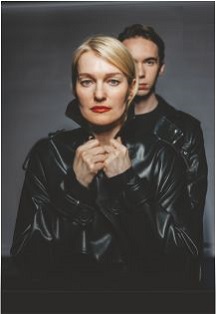 Cцена из «Это все она. Спектакль ( Ульяновск)»