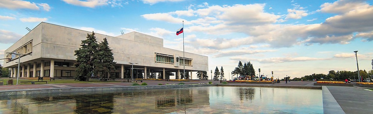 Постер Куда сходить на майских праздниках в Ульяновске