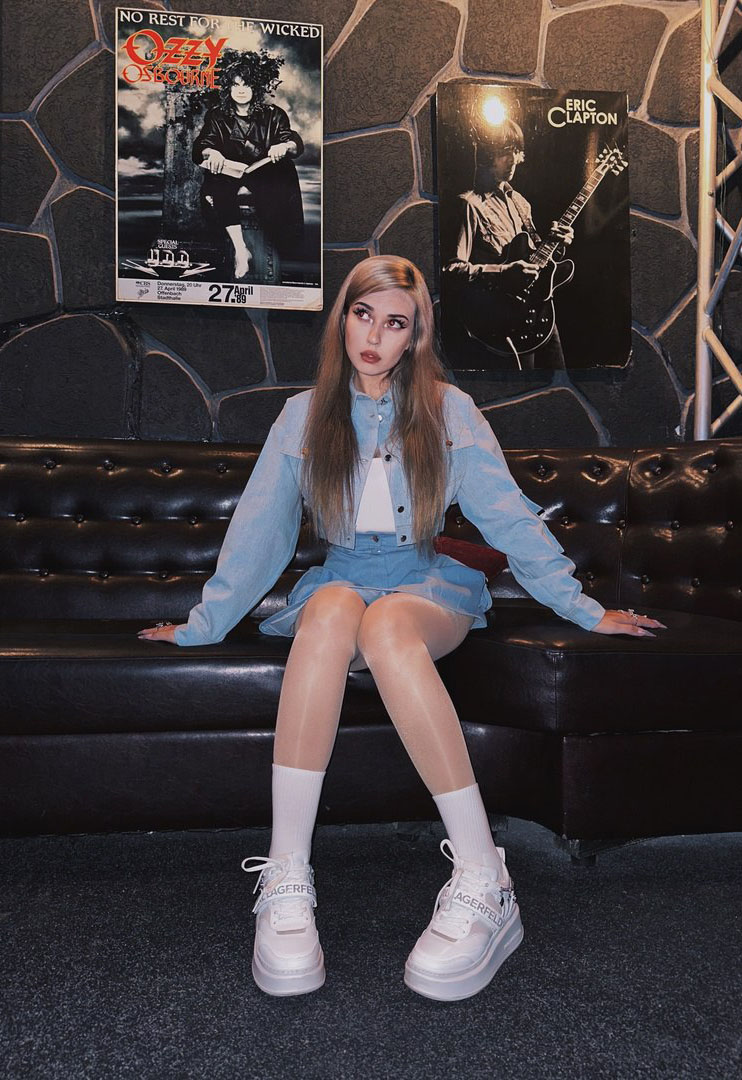 Постер события DEAD  BLONDE.