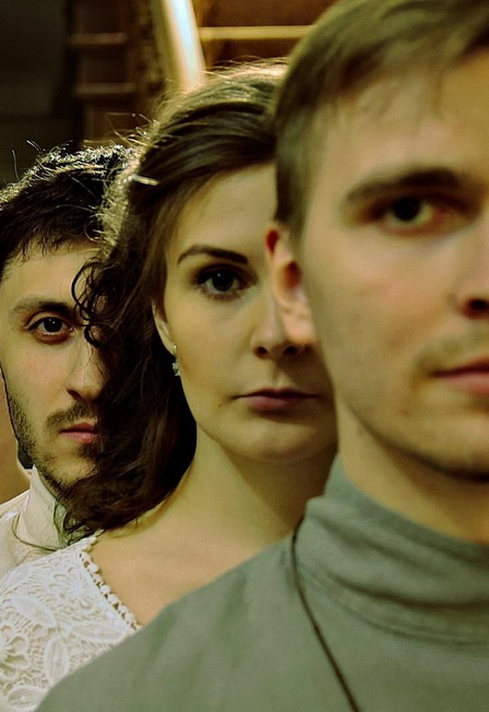 Cцена из «Лев Толстой. Повесть. Спектакль-полифония»