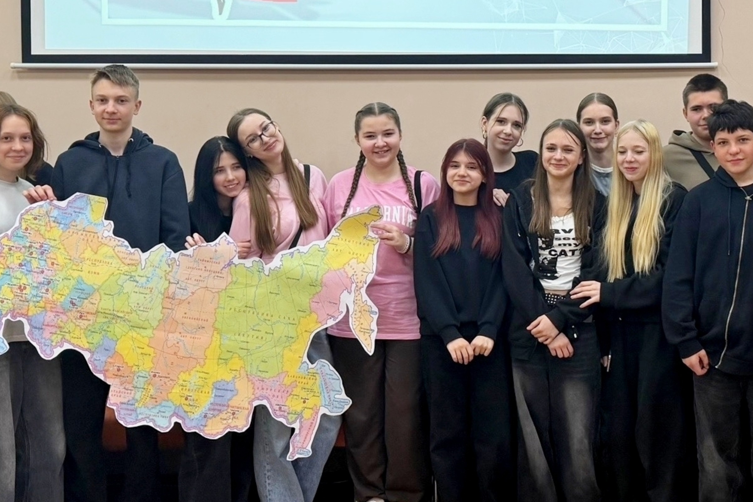 Интеллектуально-познавательная программа "Слышим.Дружим.Говорим" Фото афиши Интеллектуально-познавательная программа "Слышим.Дружим.Говорим".