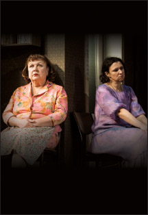 Scene from «Двое под одной крышей»