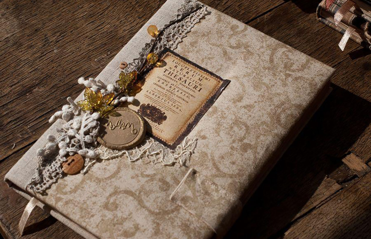 Наряди книгу. Творческая встреча — Центральная городская библиотека БИЦ «Радуга» (г.Рыбинск) — афиша Рыбинск