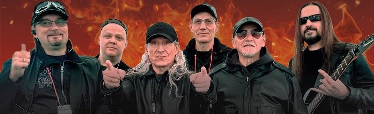 Рок-группа "Апперкот" и Михаил Мосунов: Вдали от Рая Фото афиши Рок-группа "Апперкот" и Михаил Мосунов: Вдали от Рая.